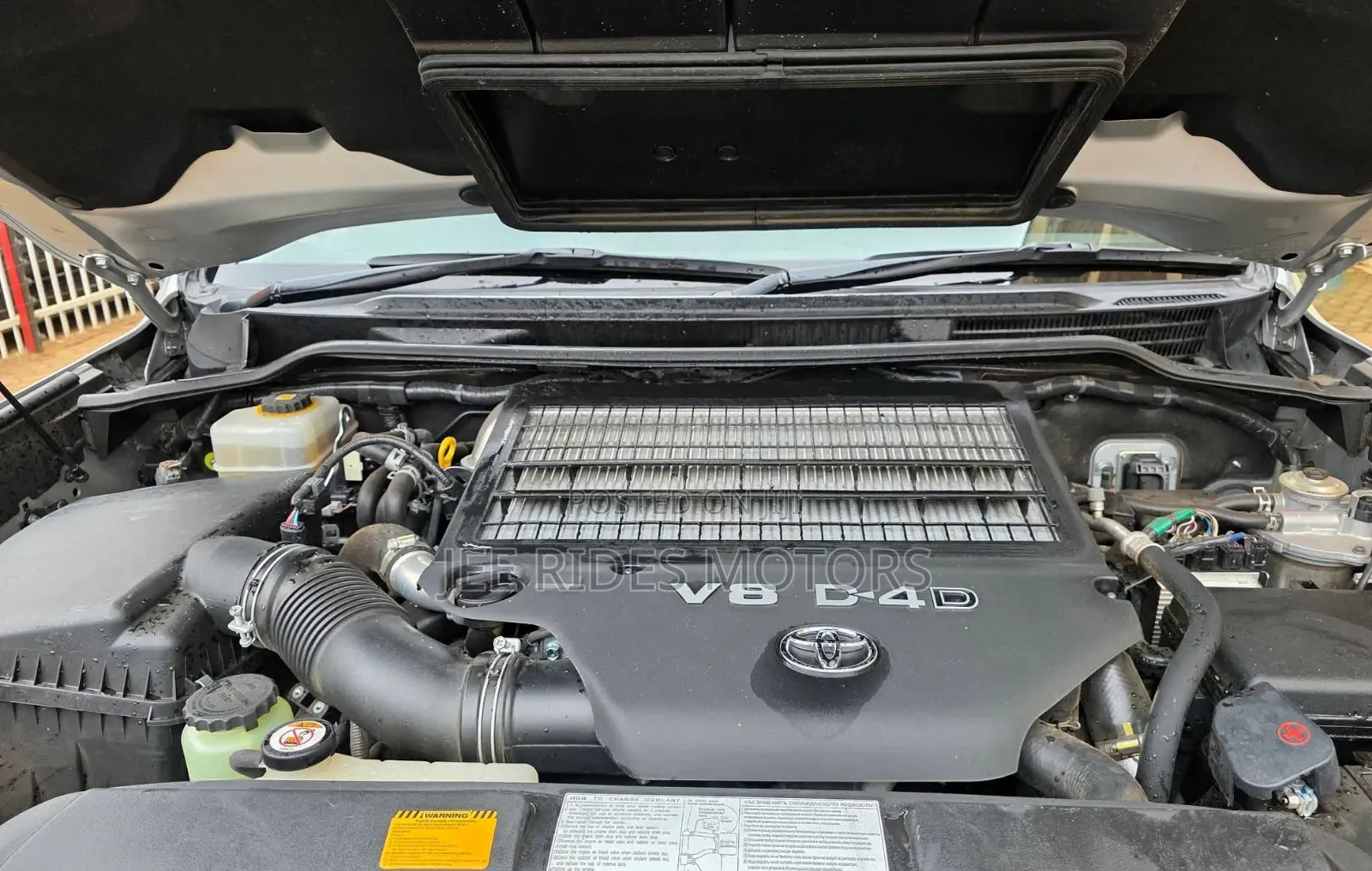Toyota Land Cruiser 2019 Silver