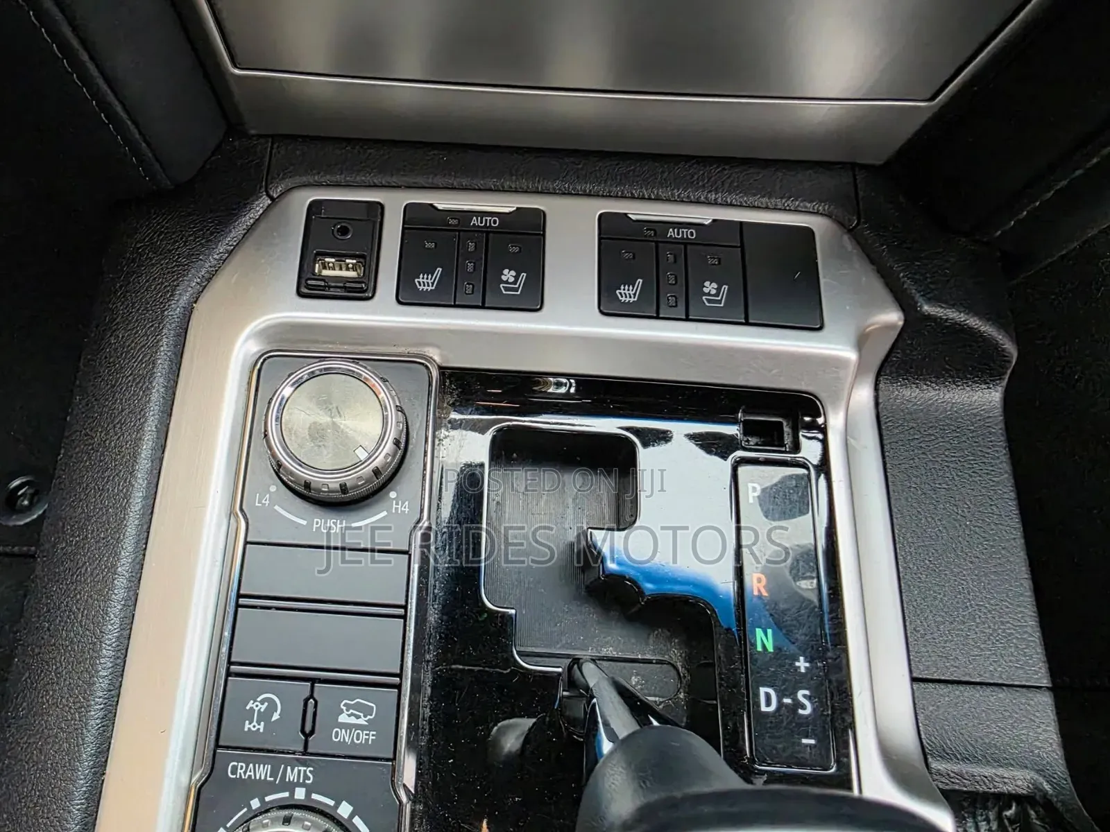 Toyota Land Cruiser 2019 Silver