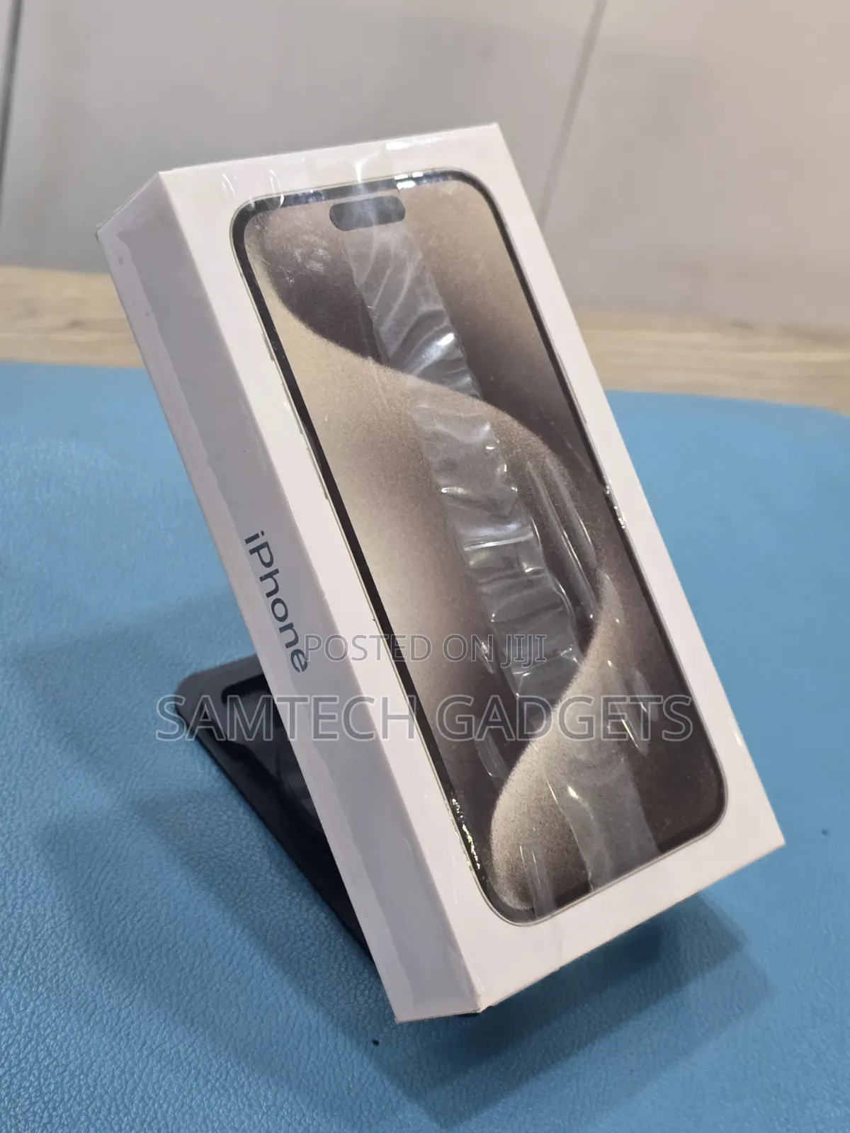 New Apple iPhone 15 Pro Max 256 GB Black