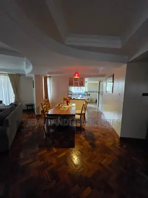 5bdrm Mansion in Katani for sale