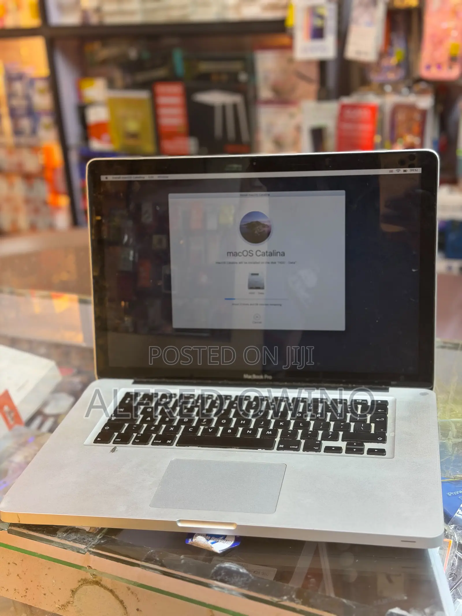 Laptop Apple MacBook Pro 2015 8GB Intel Core i7 HDD+SSD 512GB