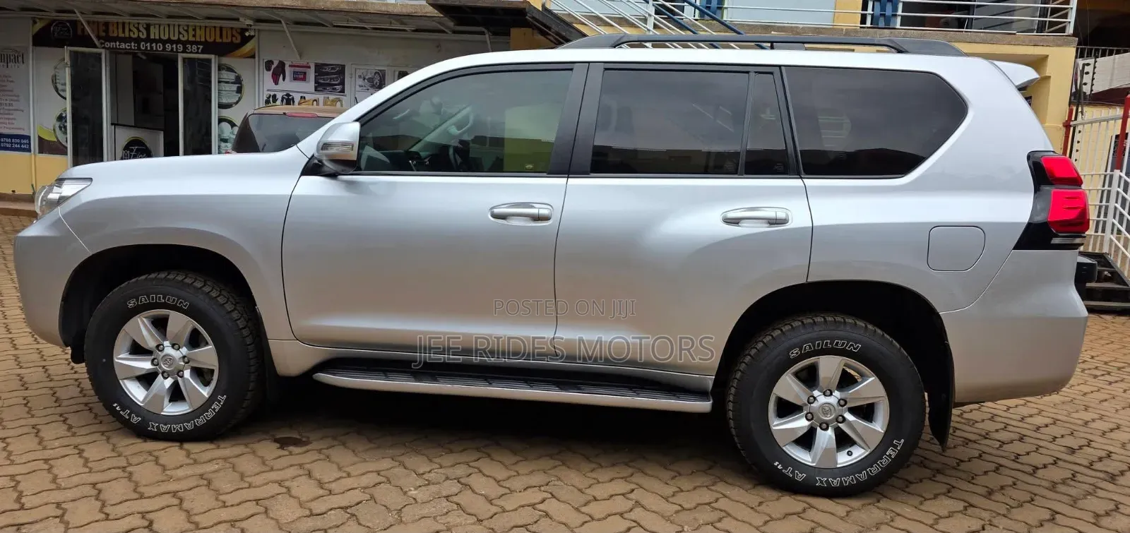 Toyota Land Cruiser Prado 2018 Silver