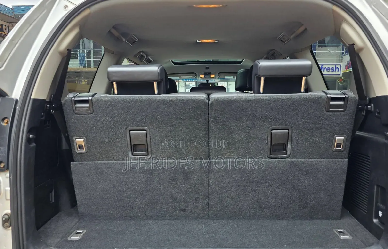 Toyota Land Cruiser Prado 2018 Silver