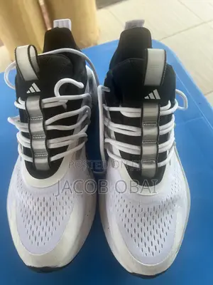Adidas Original Lightstrike Boost