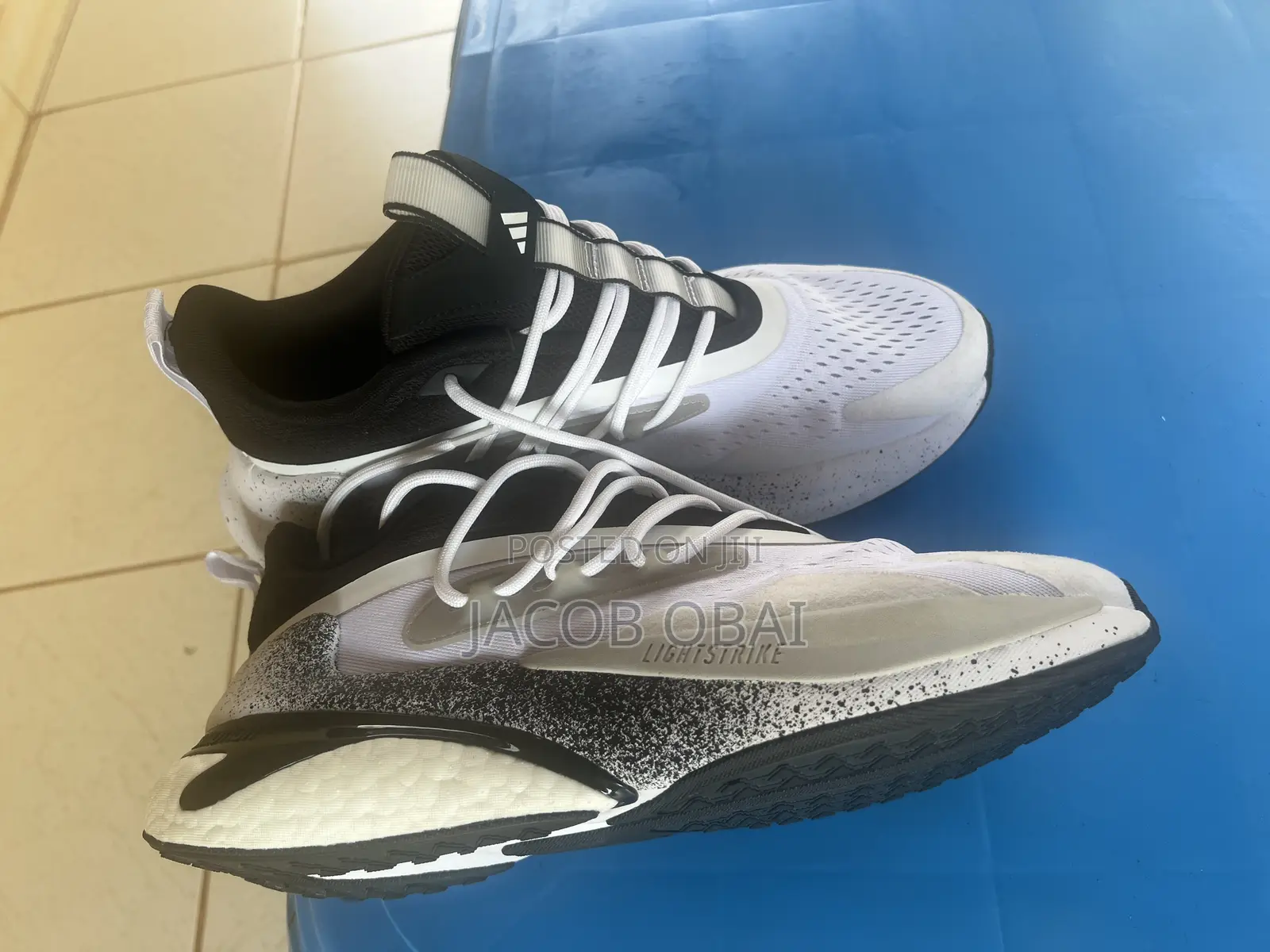 Adidas Original Lightstrike Boost