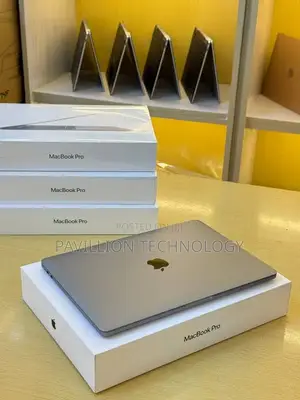 Laptop Apple MacBook 2019 16GB Intel Core i5 SSD 256GB