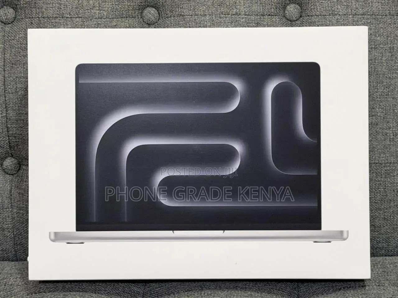 New Laptop Apple MacBook Pro 2026 M5 Max 48GB Apple M5 Max SSD 2T