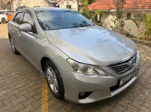 Toyota Mark X 2011 Silver