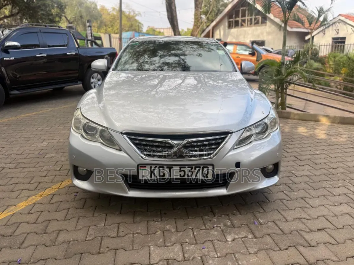 Toyota Mark X 2011 Silver