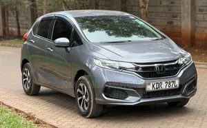 Honda Fit 2017 Silver