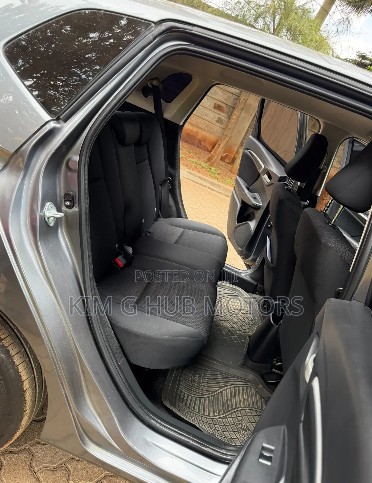 Honda Fit 2017 Silver