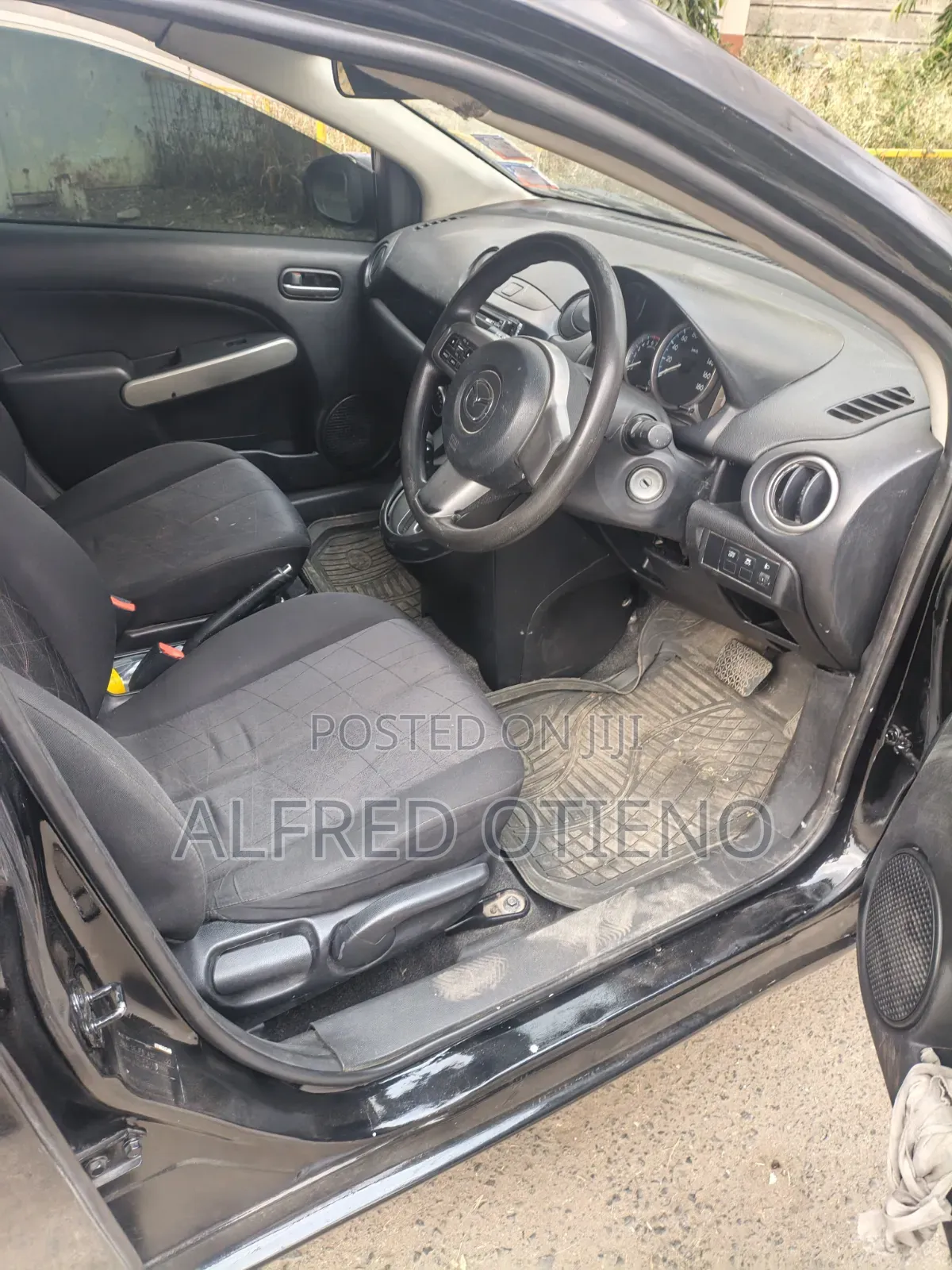 Mazda Demio 2013 Black