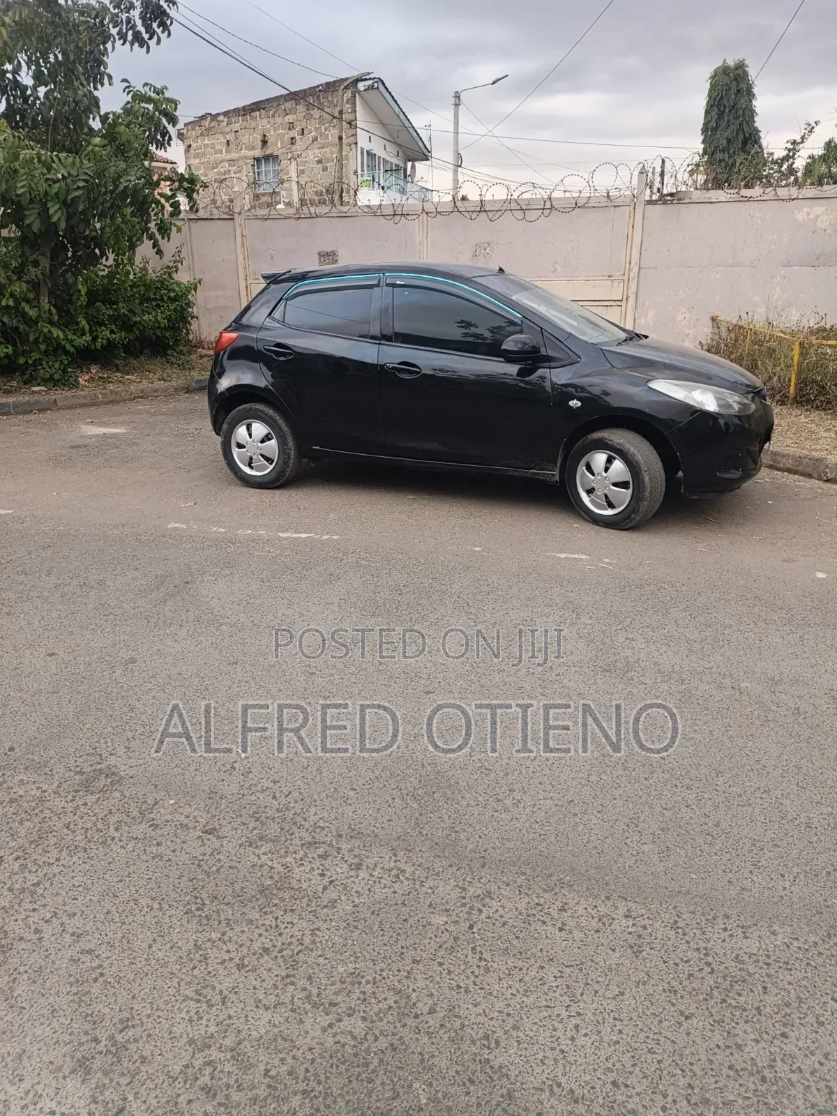 Mazda Demio 2013 Black