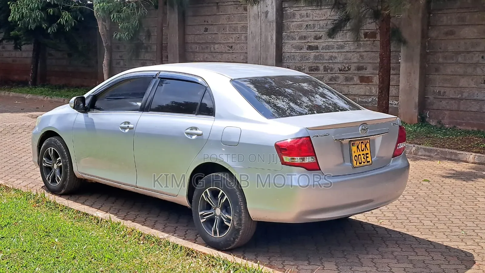 Toyota Axio 2009 Silver