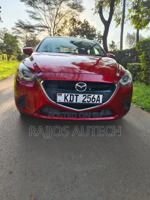 Mazda Demio 2018 Maroon