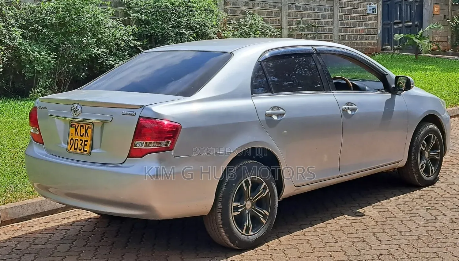 Toyota Axio 2009 Silver