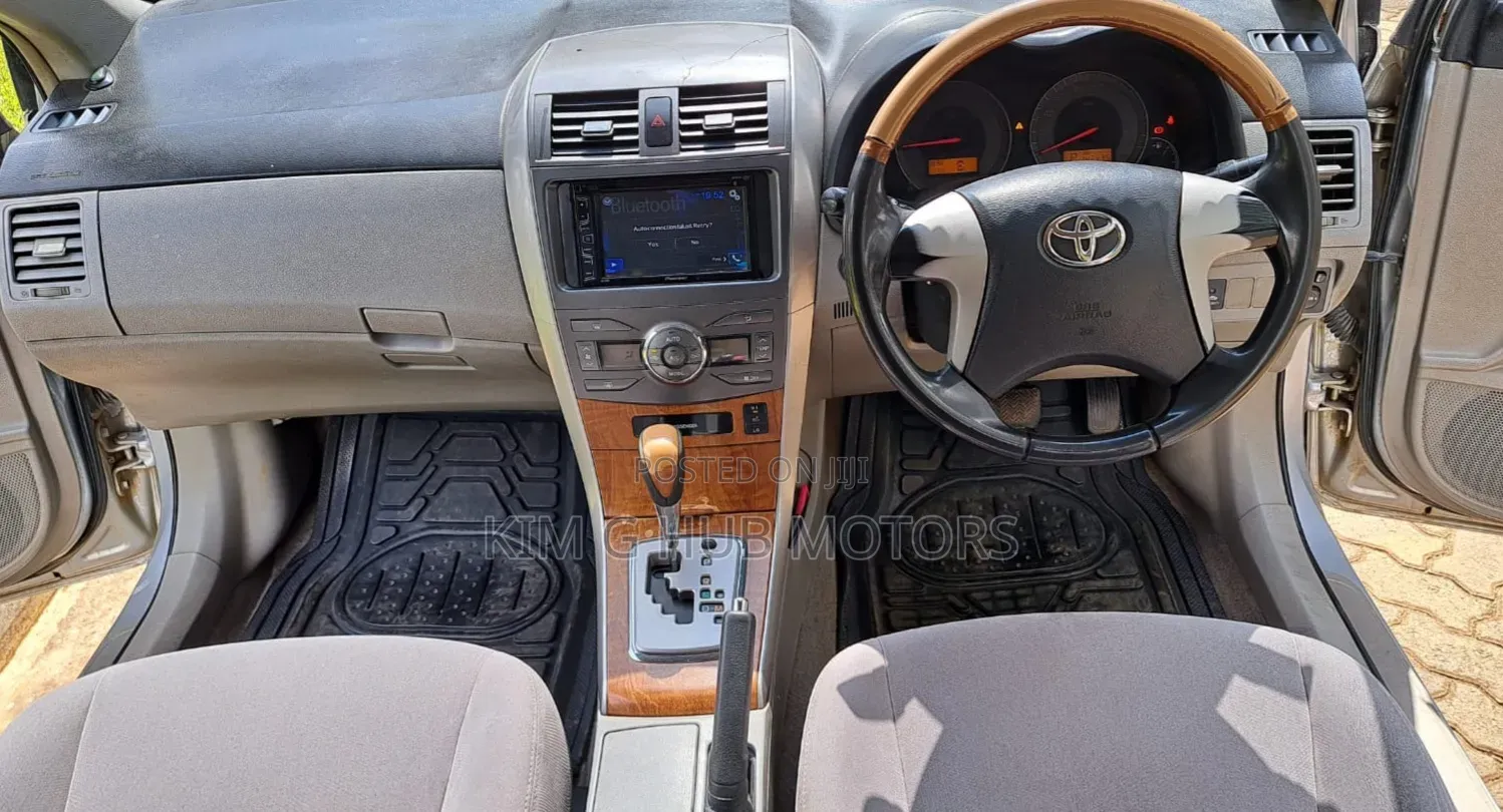 Toyota Axio 2009 Silver