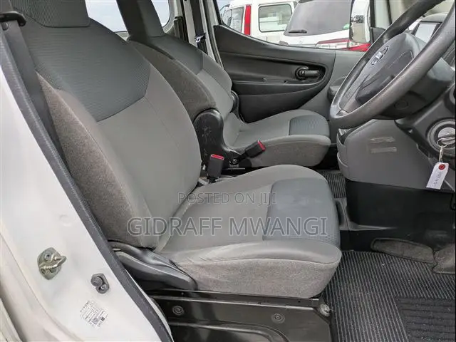 Nissan NP200 2019 White