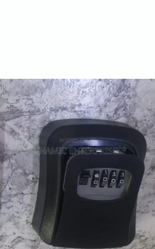 *Weatherproof Wall-Mounted Key Safe Password Key Box