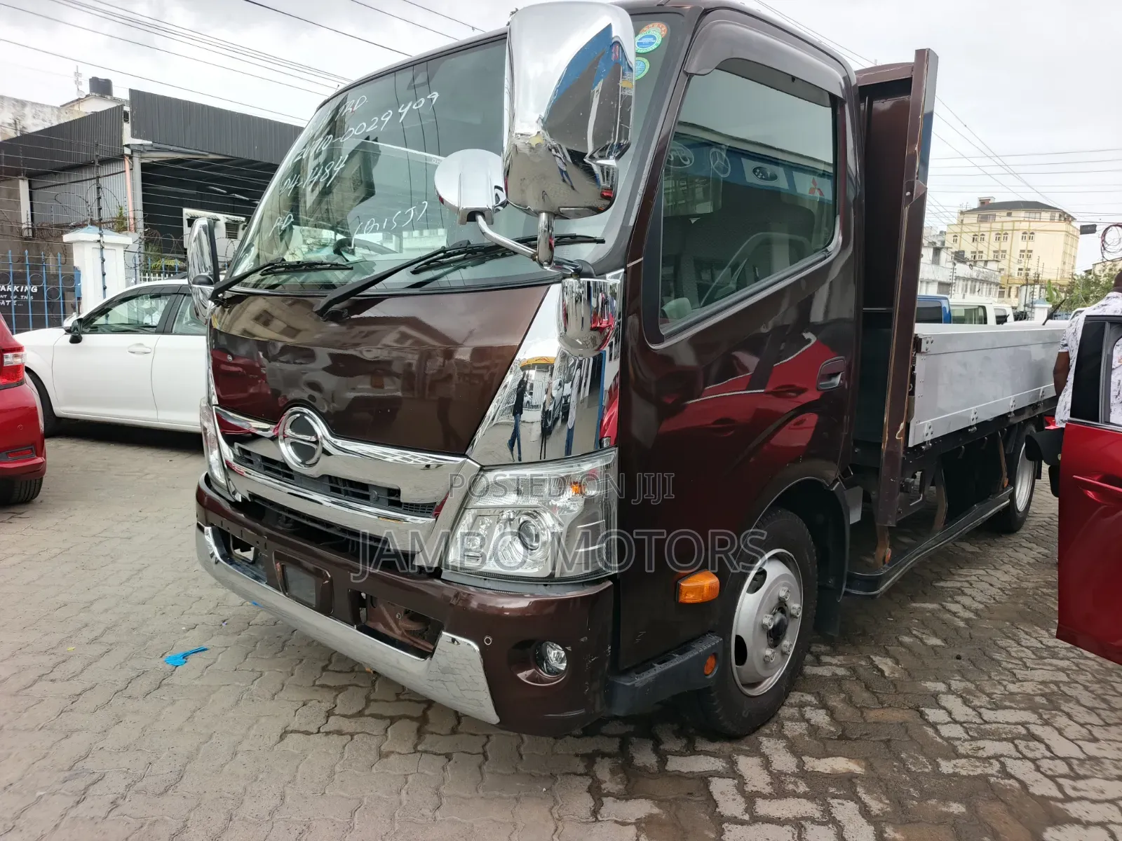 Hino Dutro