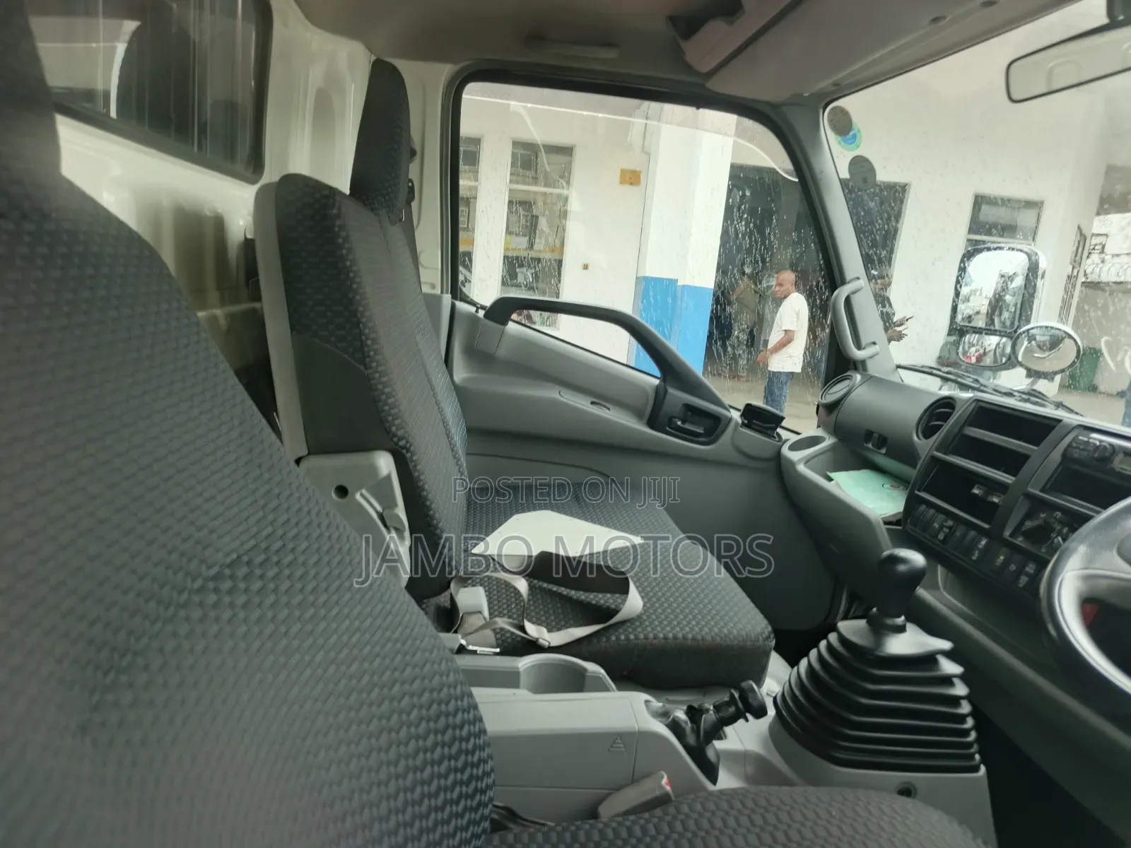 Hino Dutro