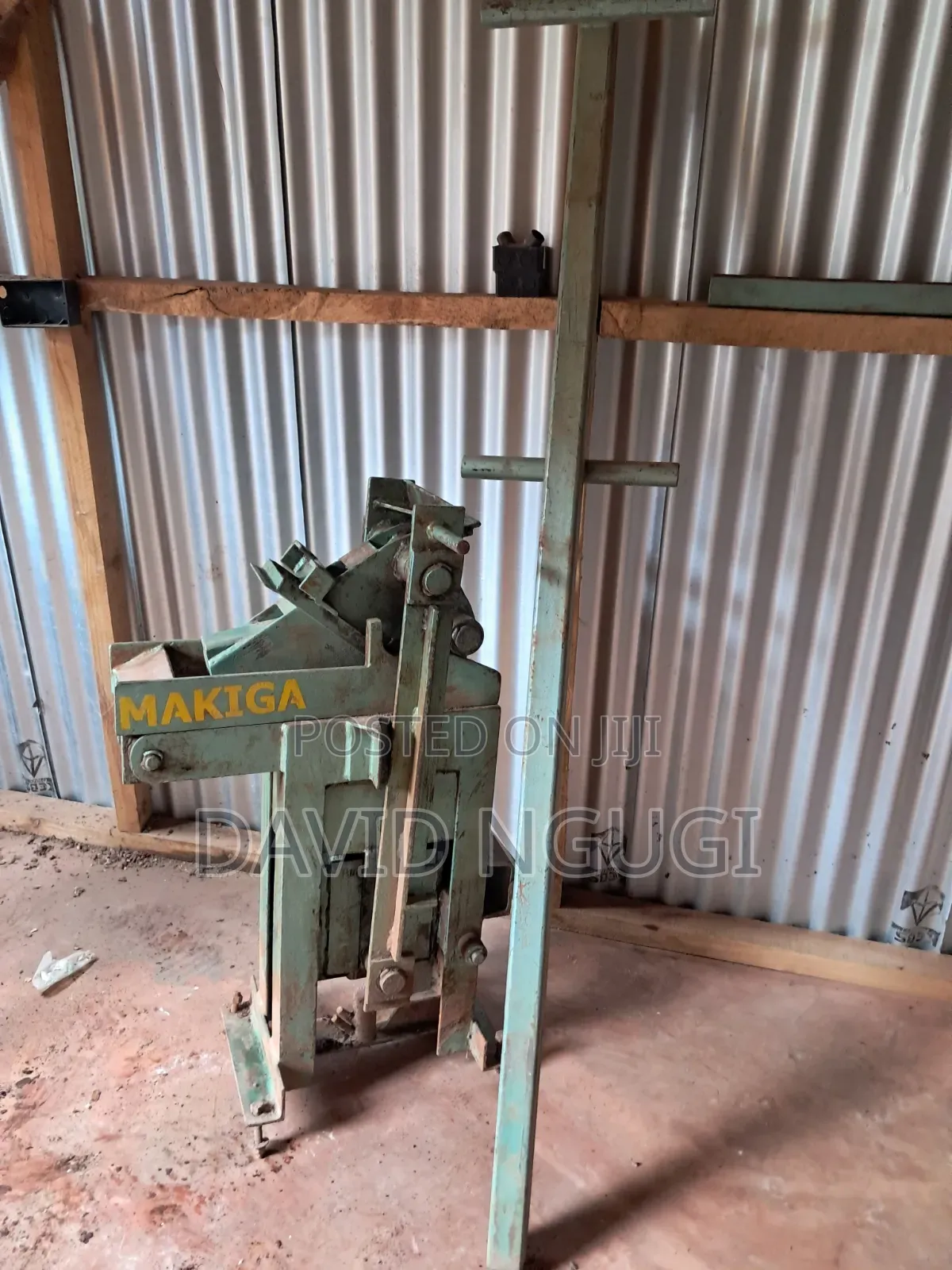 Makiga Making Machine
