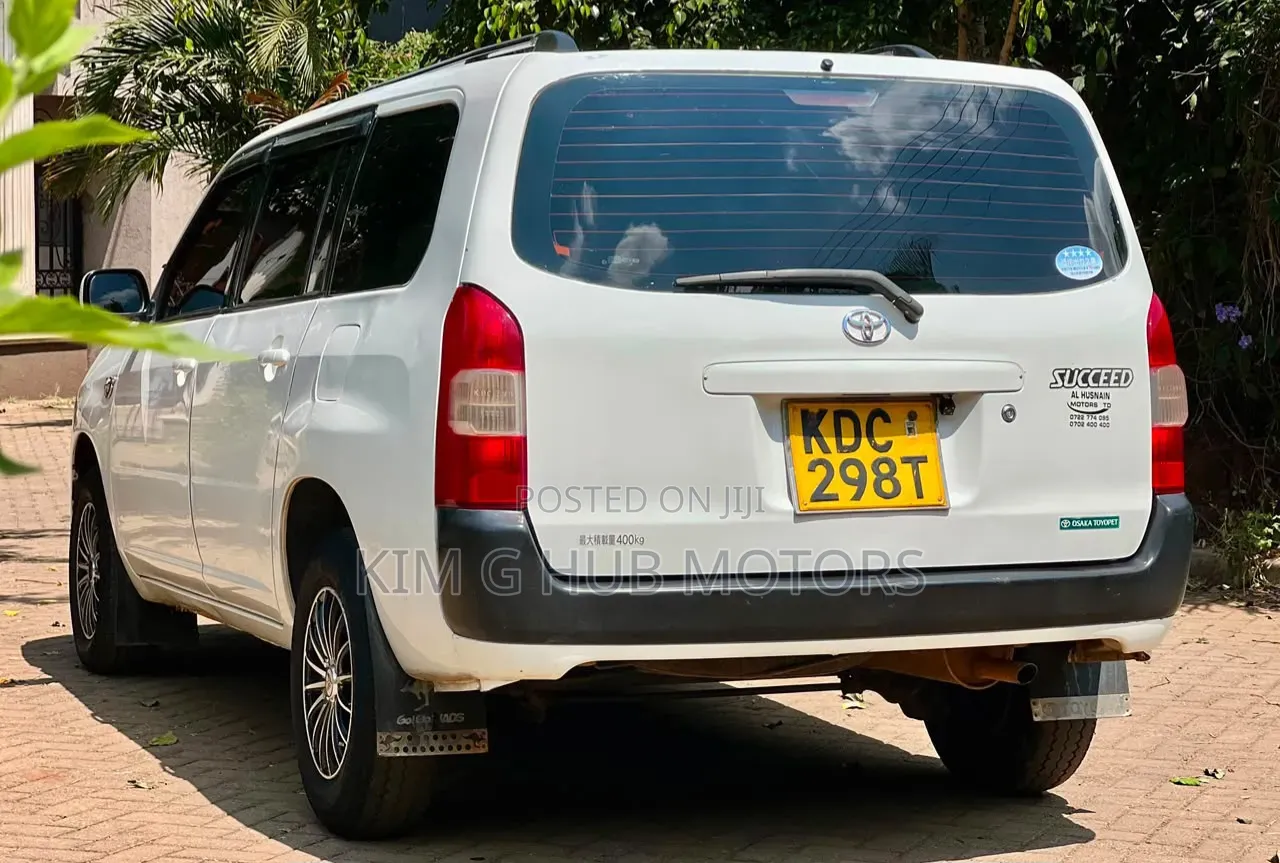 Toyota Succeed SV Premium 2016 Pearl