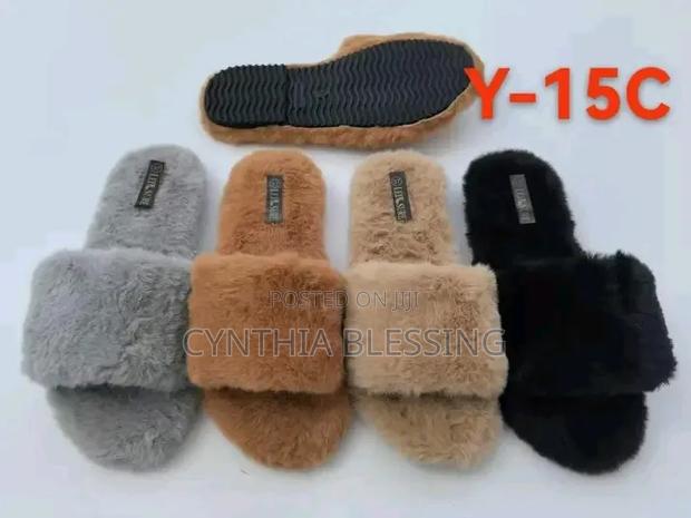 Fluffy Open Shoes - thumbnail 2
