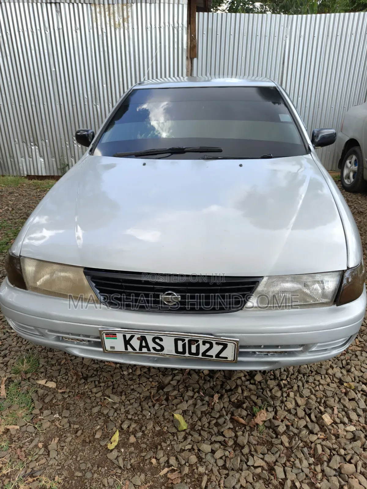 Nissan Sunny 2001 Silver
