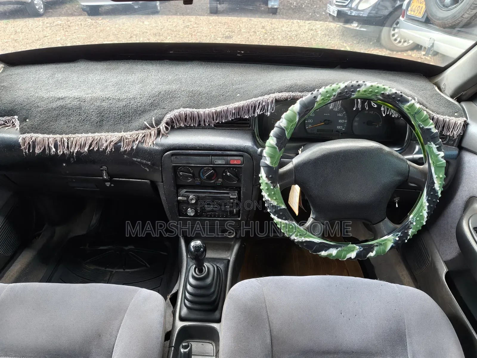 Nissan Sunny 2001 Silver
