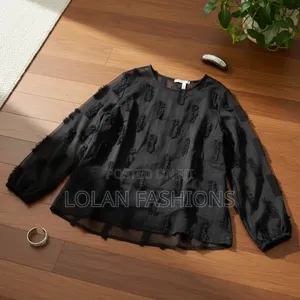 Feathery Patterned Top