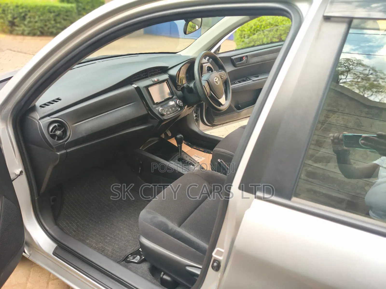Toyota Axio 2019 Silver