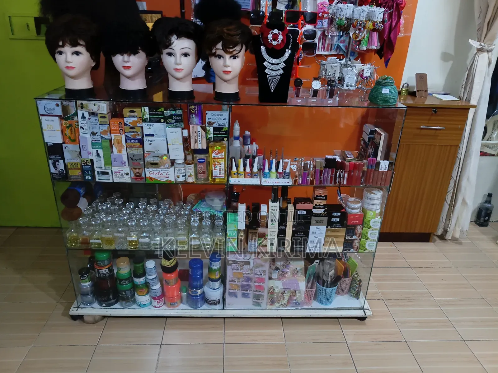 Boutique on Sale
