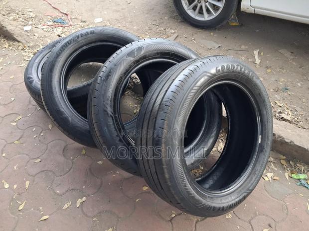 235/55r18 Goodyear - thumbnail 7