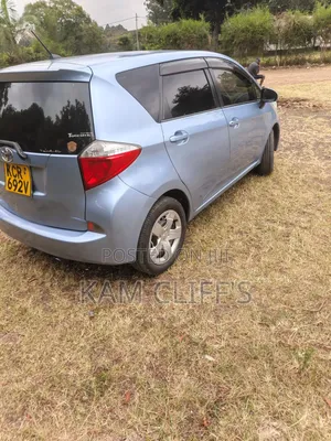 Toyota Ractis 2012 Blue