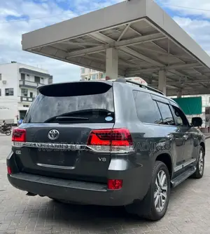 Toyota Land Cruiser 2019 Black
