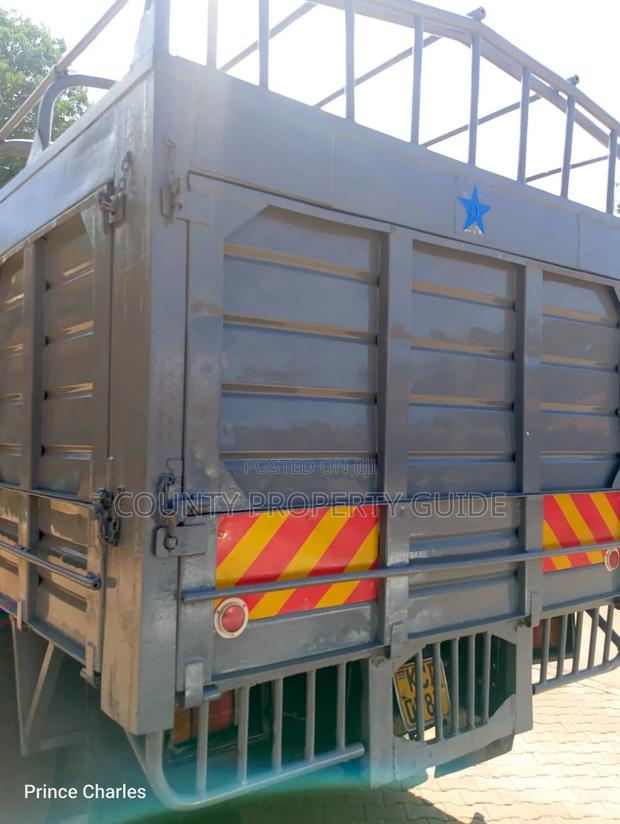 ISUZU FSR KCD Yom 2015 No Mechanical Issues Engine N Gear Chassis - thumbnail 3