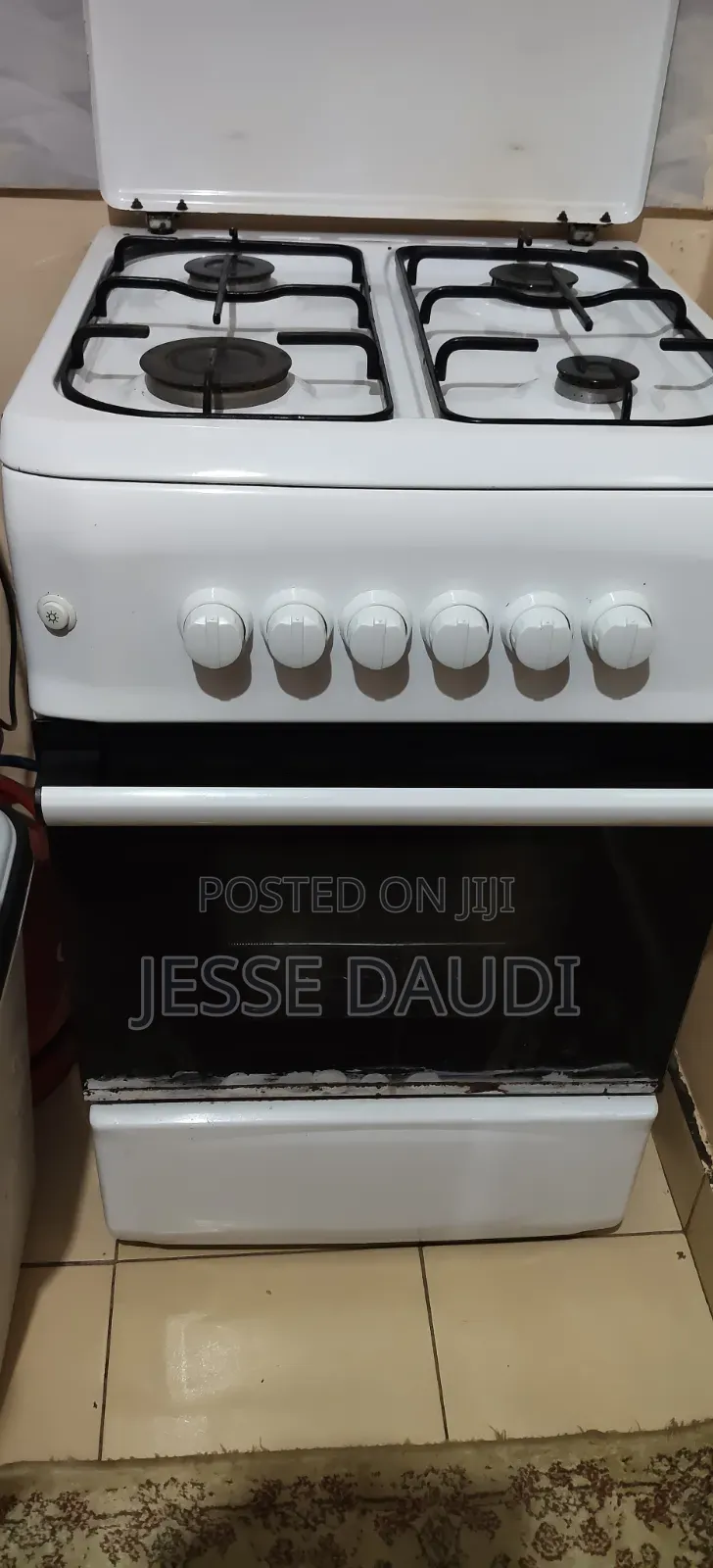 Used 4-Burner Standing Gas Cooker With Oven