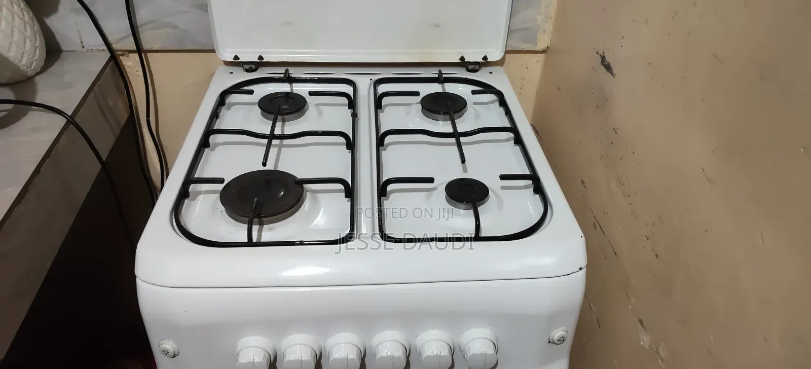 Used 4-Burner Standing Gas Cooker With Oven