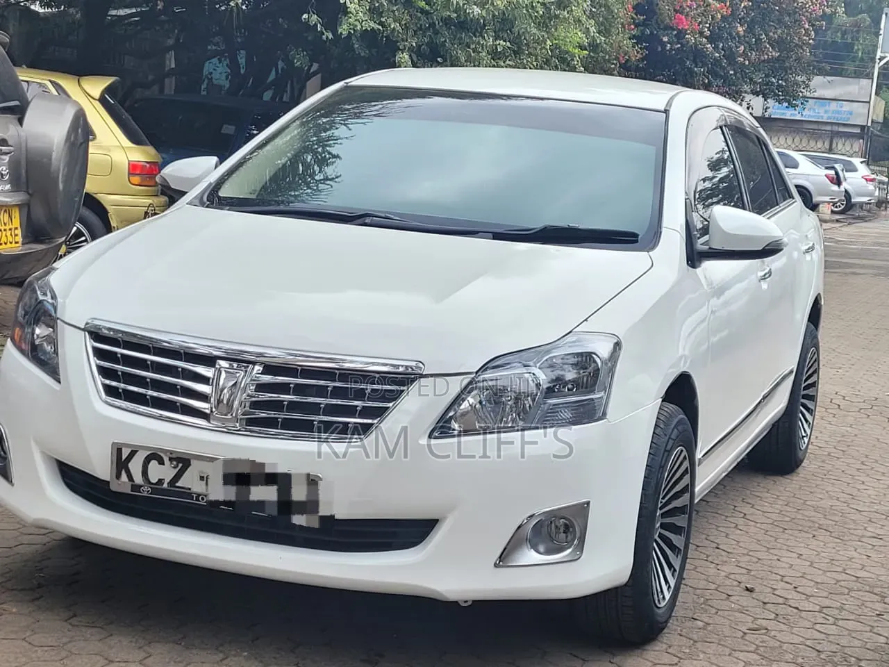 Toyota Premio 2013 White
