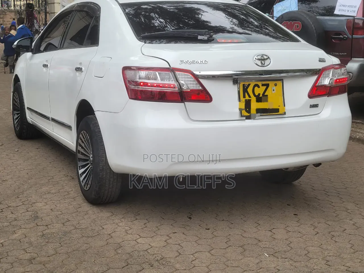 Toyota Premio 2013 White