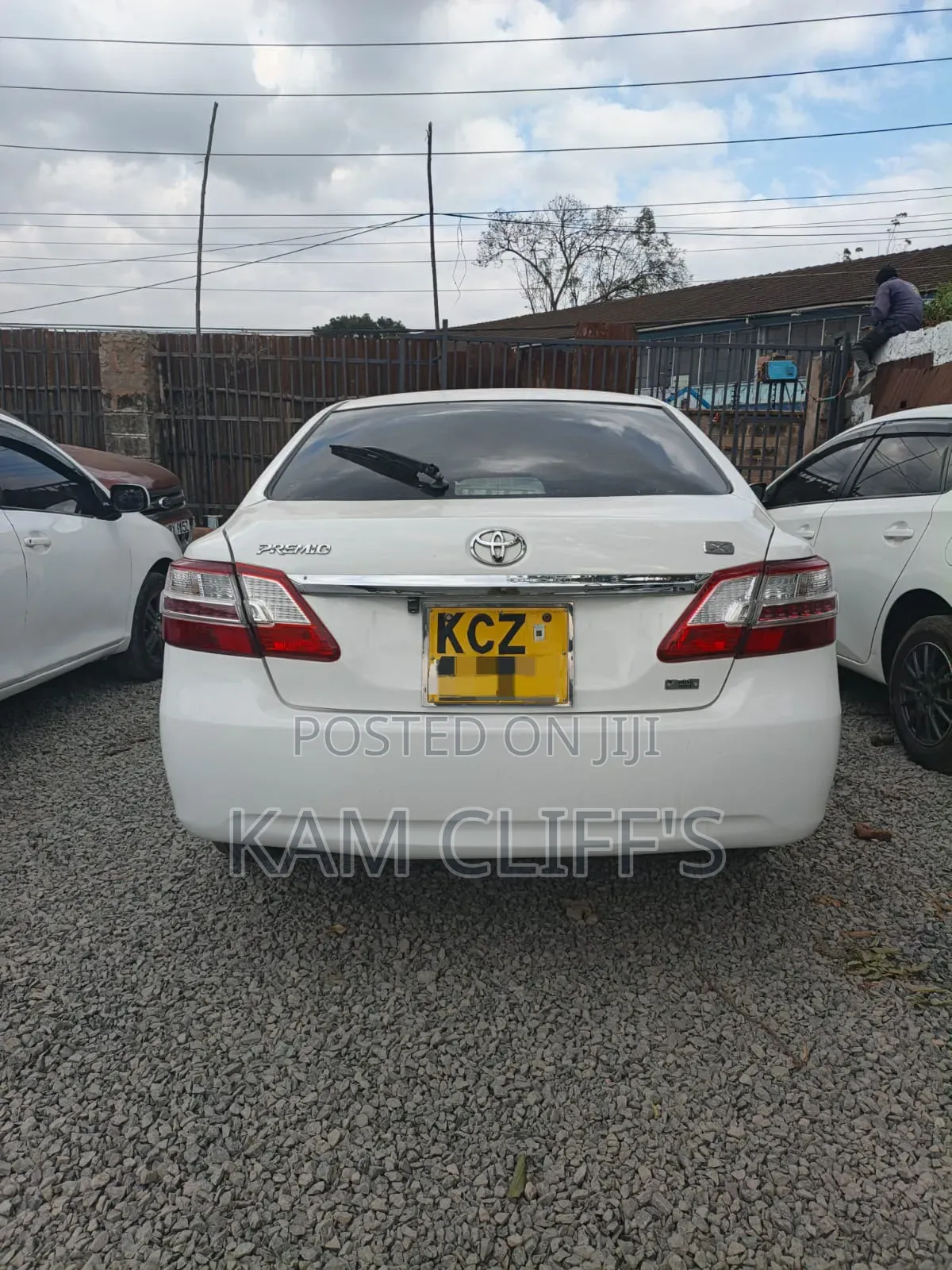 Toyota Premio 2013 White