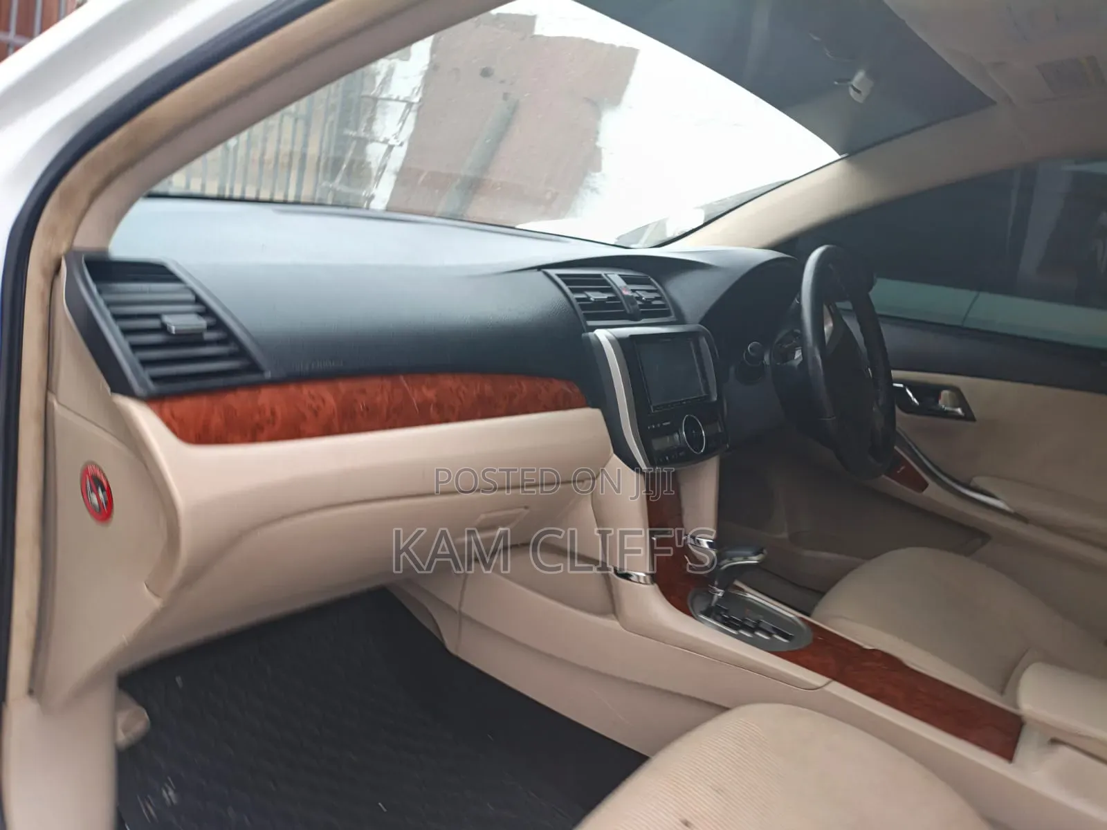 Toyota Premio 2013 White