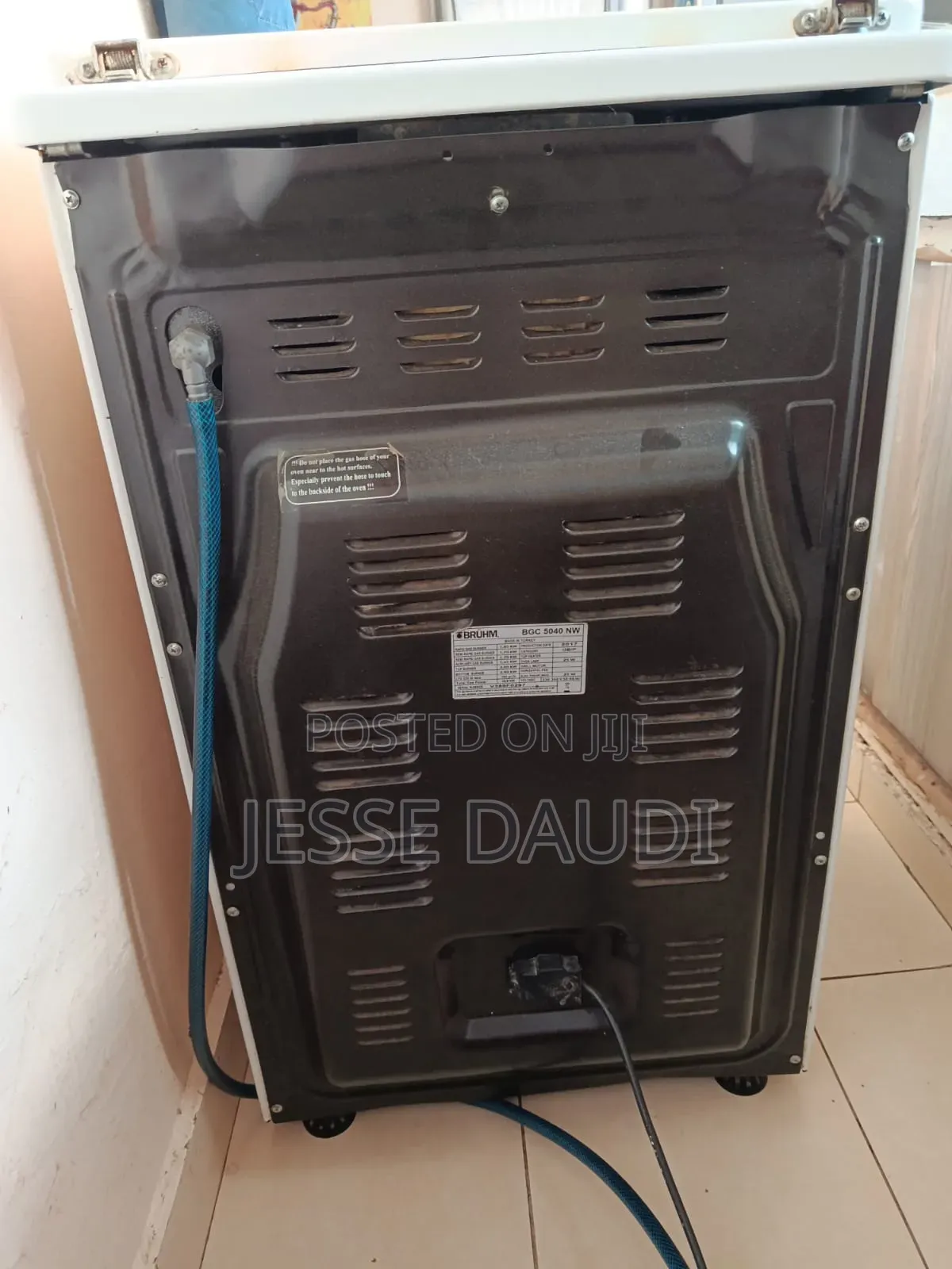 Used 4-Burner Standing Gas Cooker With Oven