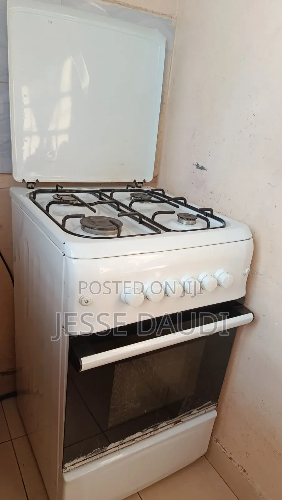 Used 4-Burner Standing Gas Cooker With Oven