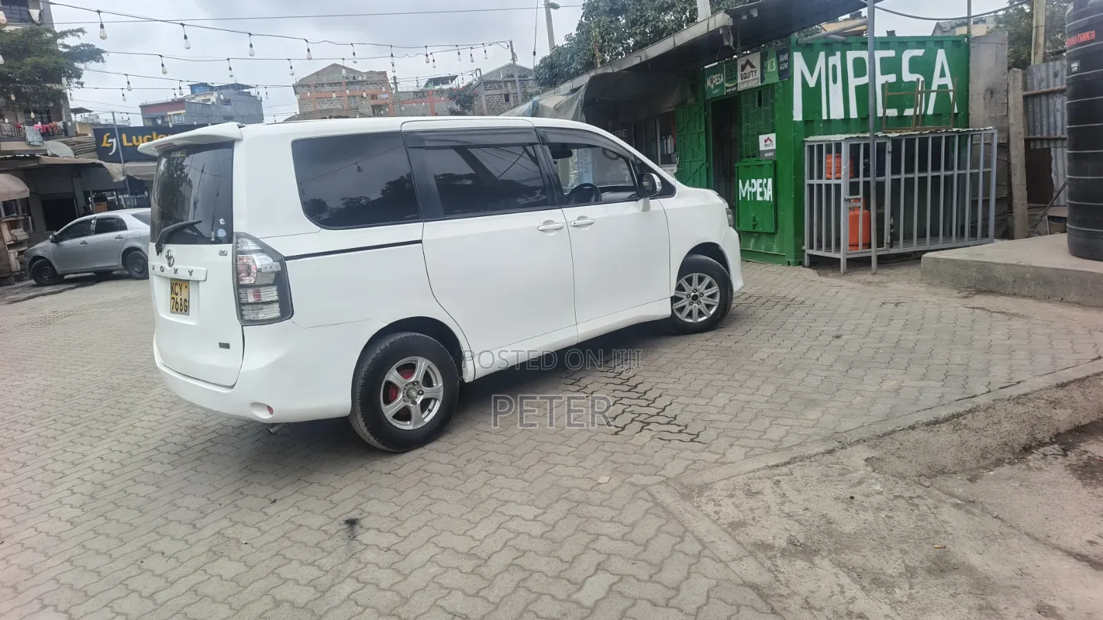 Toyota Voxy 2013 White