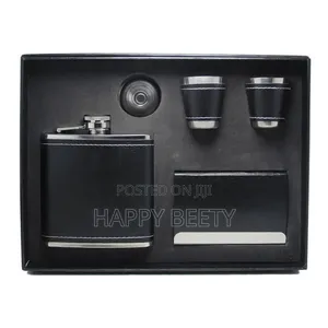 Black Leather-Covered Whiskey Flasks Gift Set
l