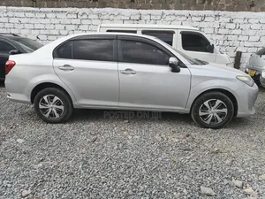 Toyota Axio 2016 Silver