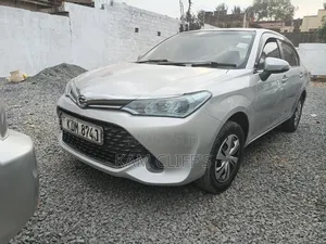 Toyota Axio 2016 Silver