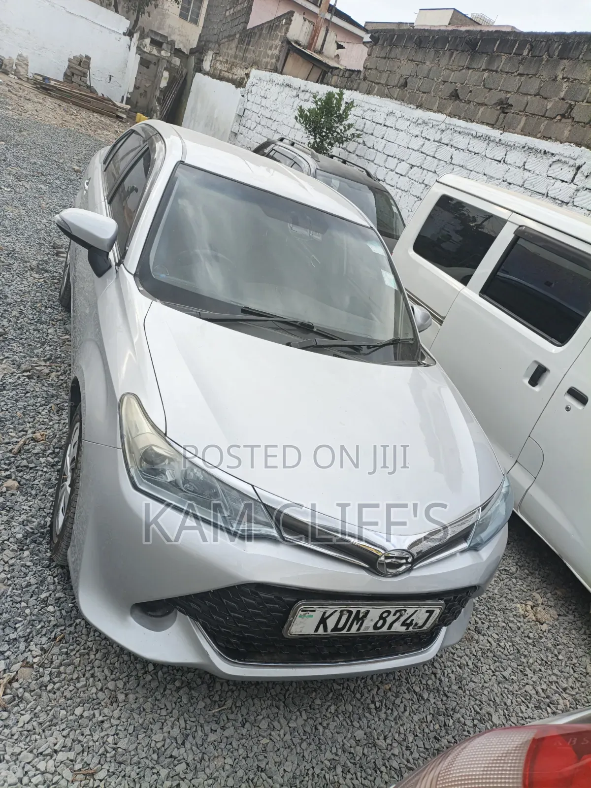 Toyota Axio 2016 Silver